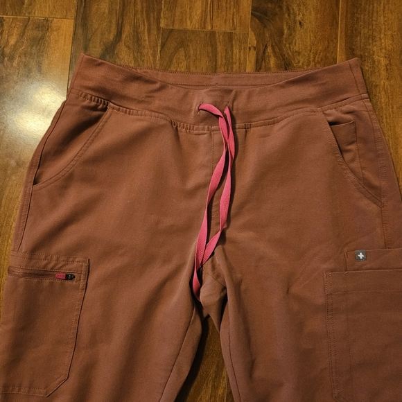 Figs scrub pants M petite mauve guc - Picture 2 of 4